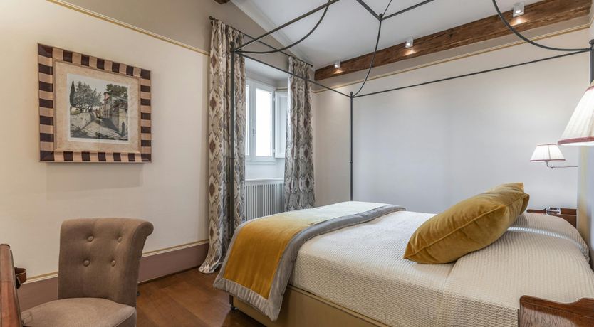 Photo of Florence Love