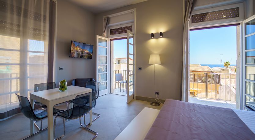 Photo of Markets & Piazzas