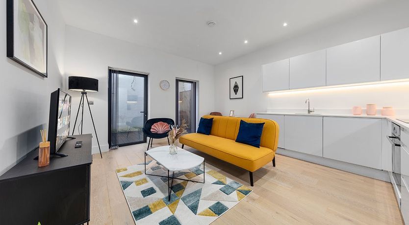 Photo of Lemons & Blueberries