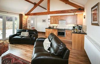 Winsall Court II Holiday Cottage