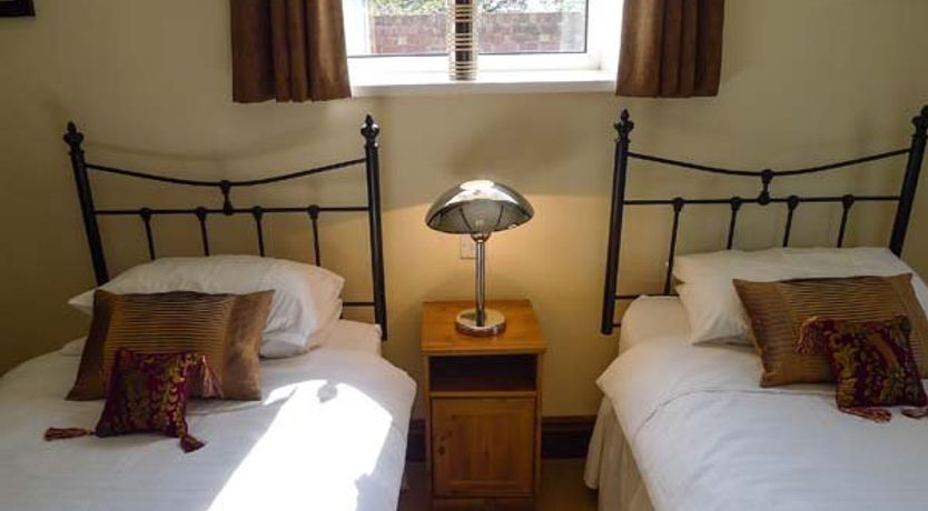 Photo of Winsall Court I