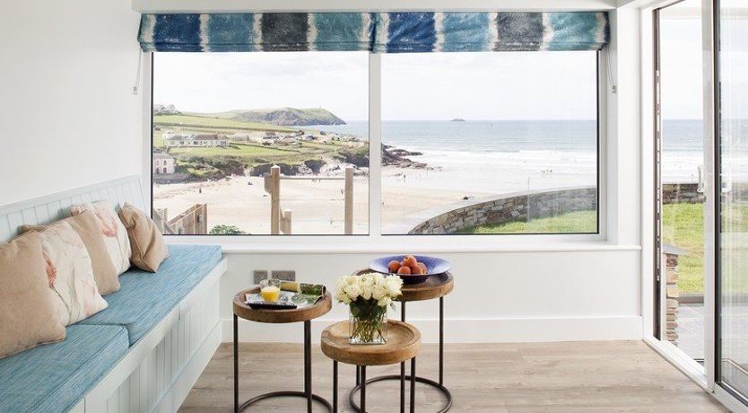 Photo of The White House