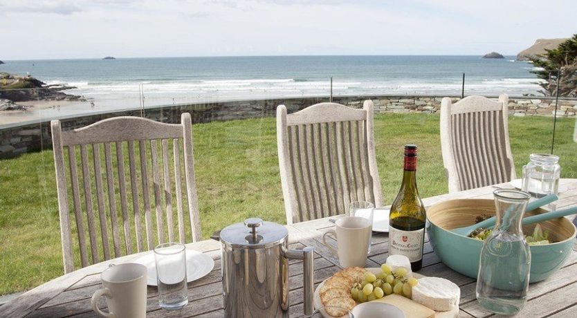 Photo of The White House