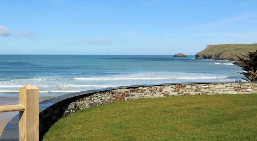 Photo of The White House