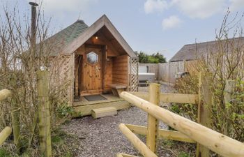 Dragon Pod Holiday Cottage