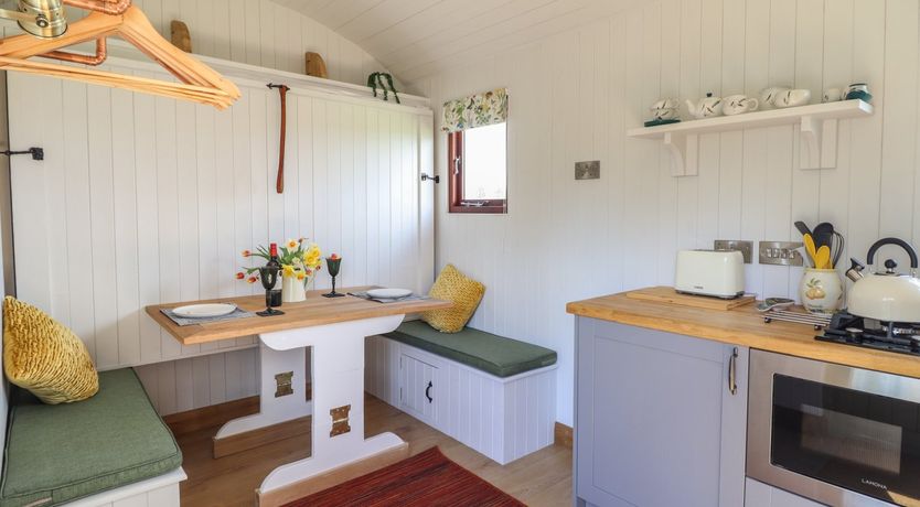 Photo of Balwen Shepherd's Hut