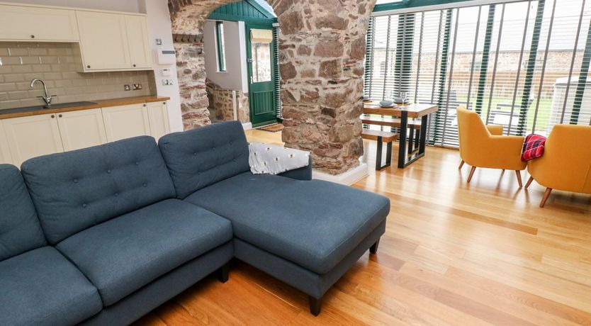 Photo of Skomer Cottage