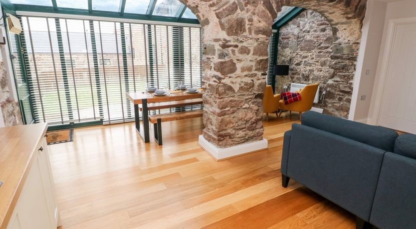 Photo of Skomer Cottage