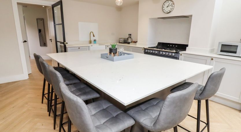 Photo of Cheshire View