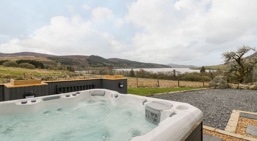 Photo of Hen Dy Craig Yr Ronwy