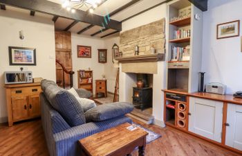 The Snug Holiday Cottage