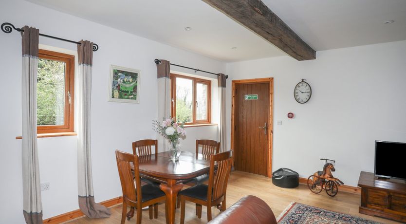 Photo of Long Cottage