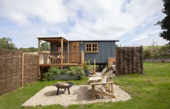 Spindleberry Hut Holiday Cottage