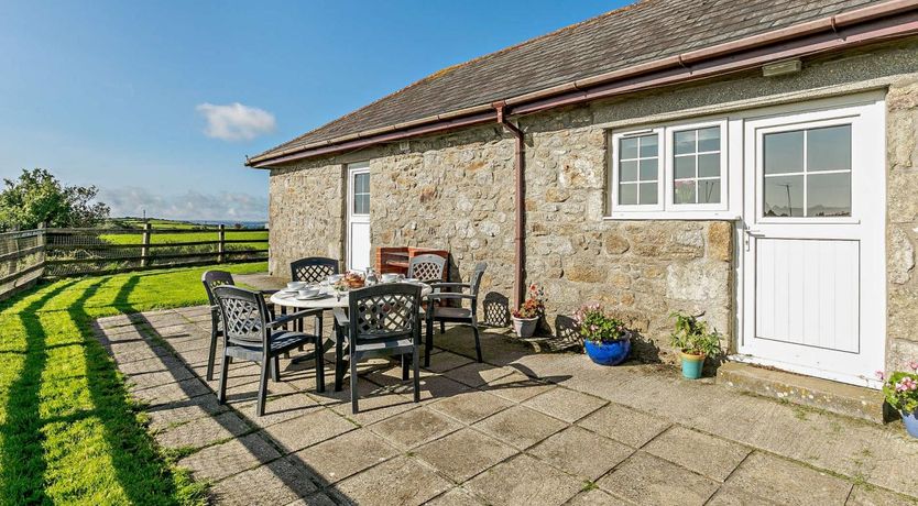 Photo of 3 Bed in Falmouth