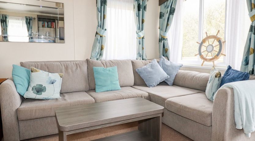 Photo of Lake View 10