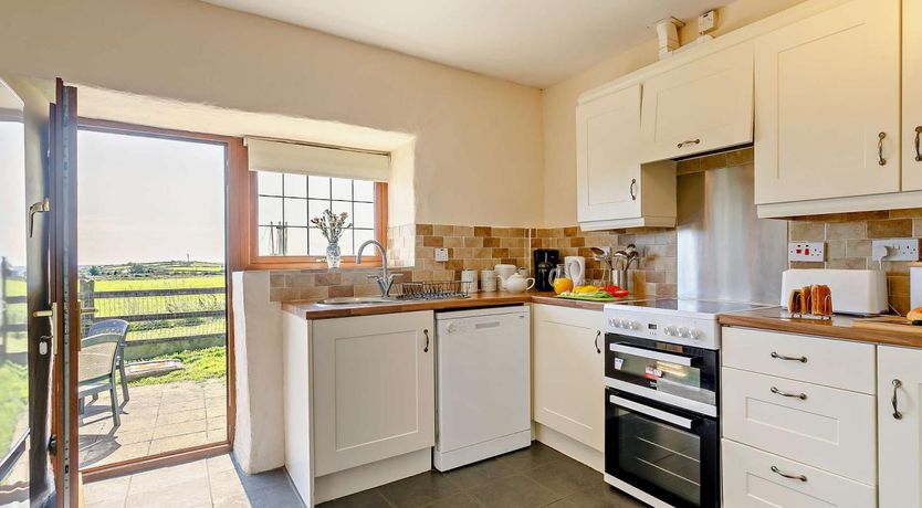 Photo of 3 Bed in Falmouth