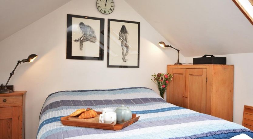 Photo of 1 Bed in Sidbury