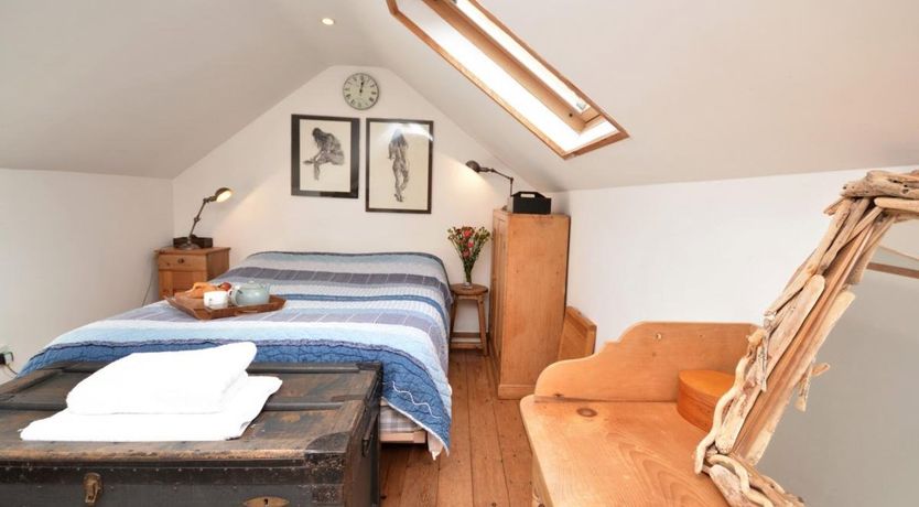 Photo of 1 Bed in Sidbury