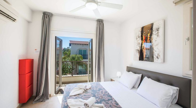 Photo of Blue Surfer