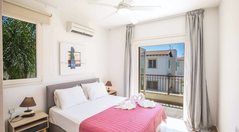 Photo of Blue Surfer