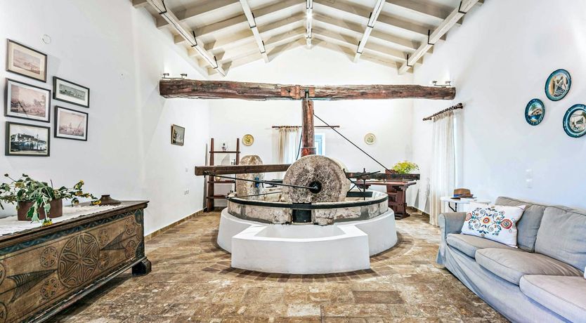 Photo of The Golden Wind