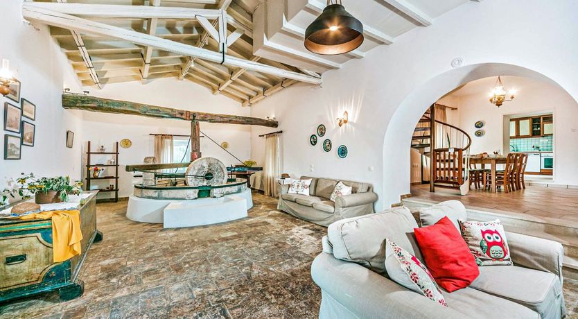 Photo of The Golden Wind