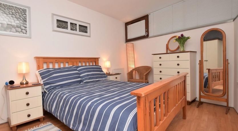 Photo of 1 Bed in Westward Ho