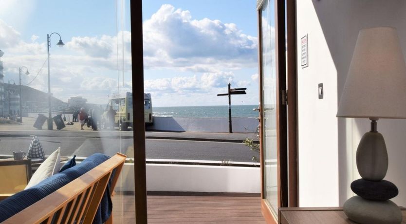 Photo of 1 Bed in Westward Ho