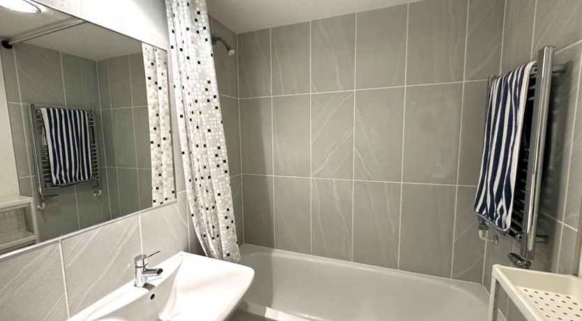 Photo of 1 Bed in Westward Ho