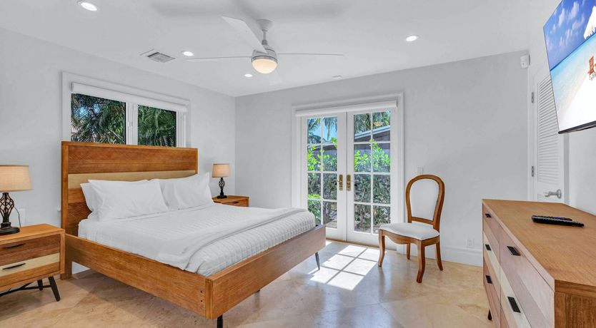 Photo of Blushing Peach