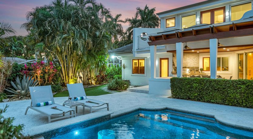 Photo of Blushing Peach