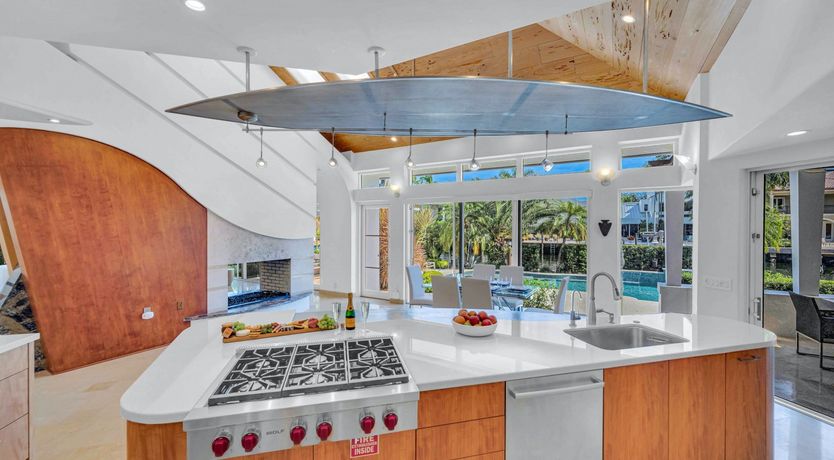 Photo of Blushing Peach