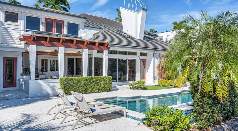 Photo of Blushing Peach