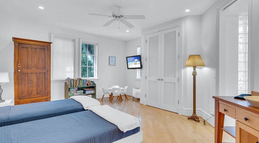 Photo of Blushing Peach