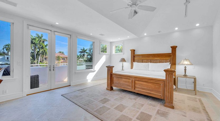 Photo of Blushing Peach