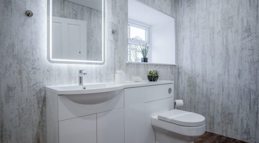 Photo of King Of The Cliffs