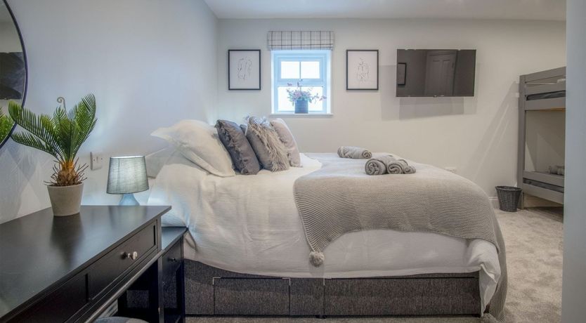 Photo of King Of The Cliffs