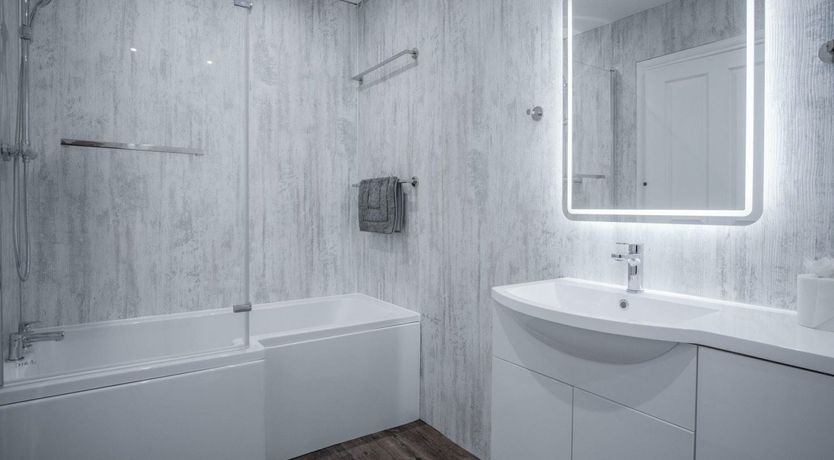 Photo of King Of The Cliffs