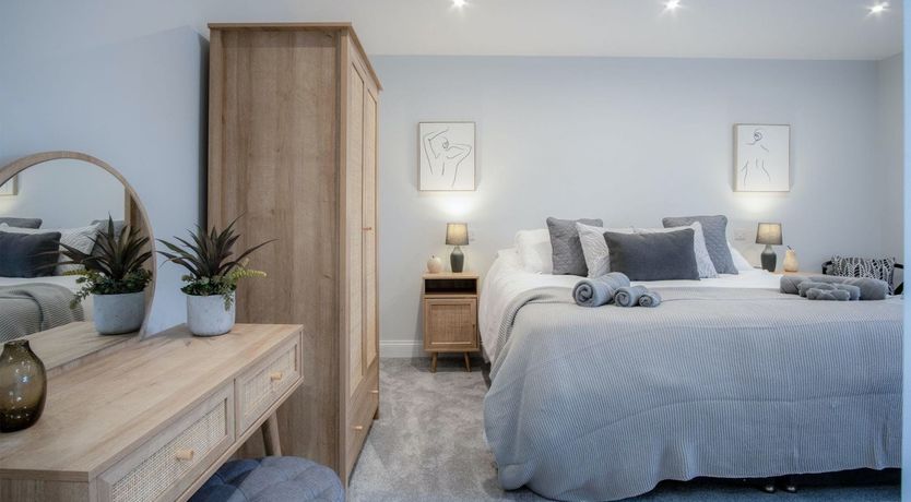 Photo of King Of The Cliffs