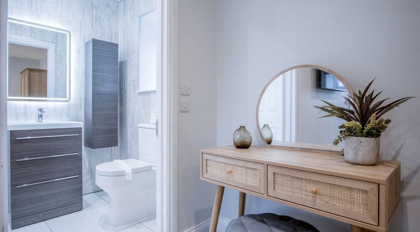 Photo of King Of The Cliffs