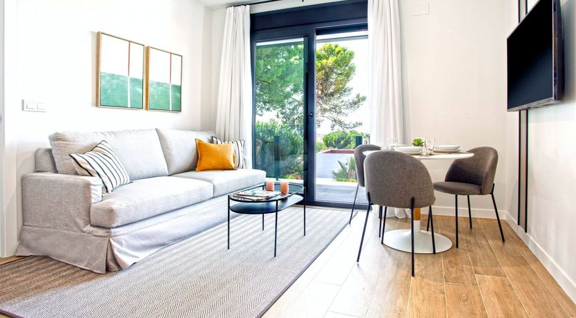 Photo of Gilded with Green