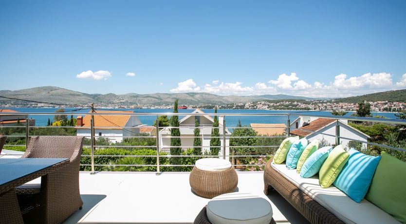 Photo of The Mountain Fruit