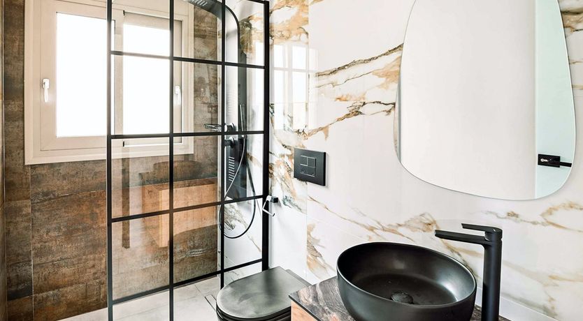 Photo of The Moon & The Stars