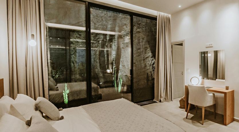 Photo of The Green Chariot