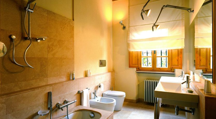 Photo of Luxurious Views