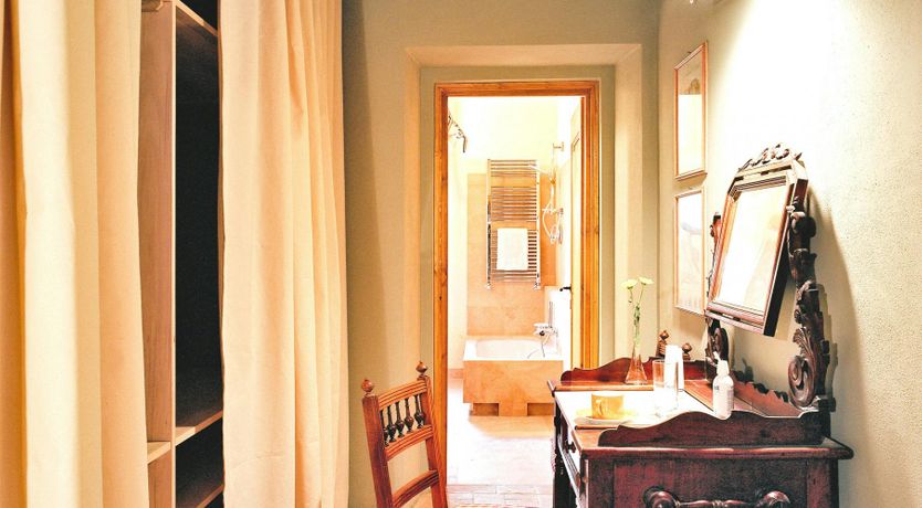 Photo of Luxurious Views