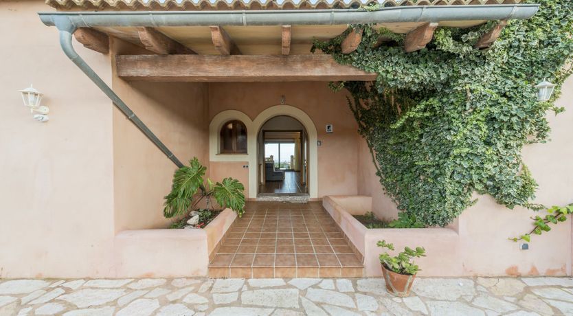 Photo of Lady of the Sun