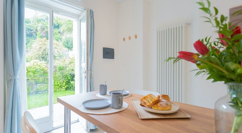 Photo of The Pine Tree