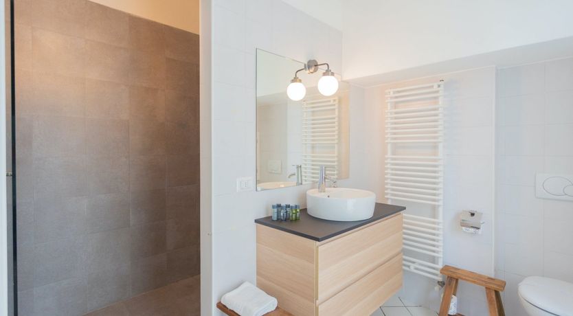 Photo of The Pine Tree