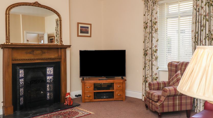 Photo of Creel Cottage, Blackwood Street